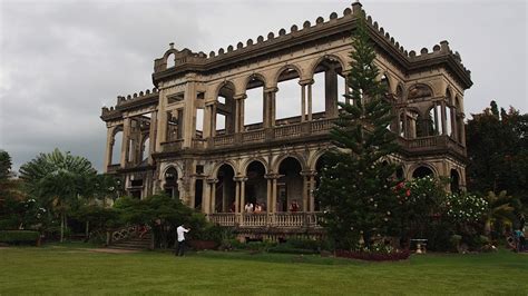 capital city of negros occidental